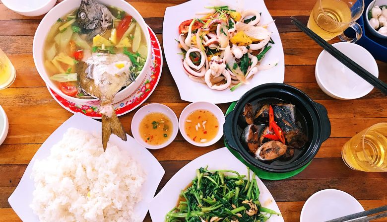 Cơm hải sản Út Ngọc – Quán cơm ngon Quảng Ngãi