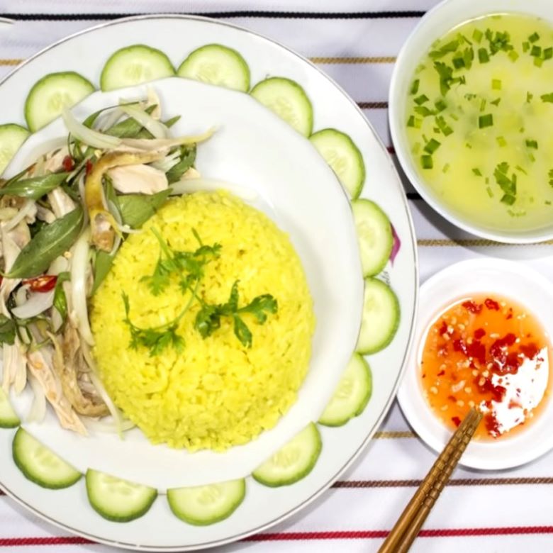 Cơm gà Phú Yên thơm ngon