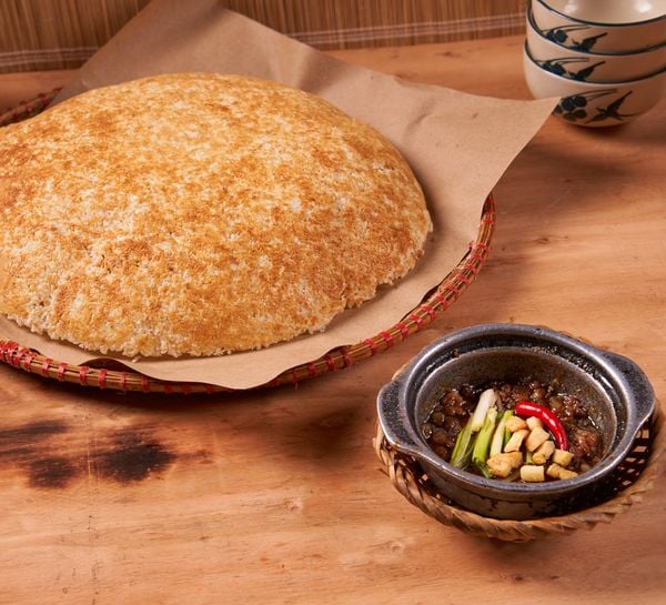 Cơm cháy mắm kho quẹt