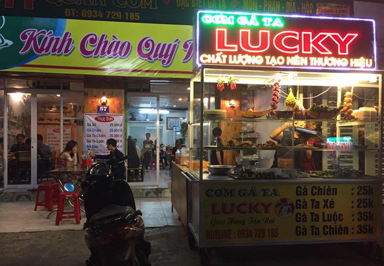 Cơm gà Lucky Buôn Ma Thuột