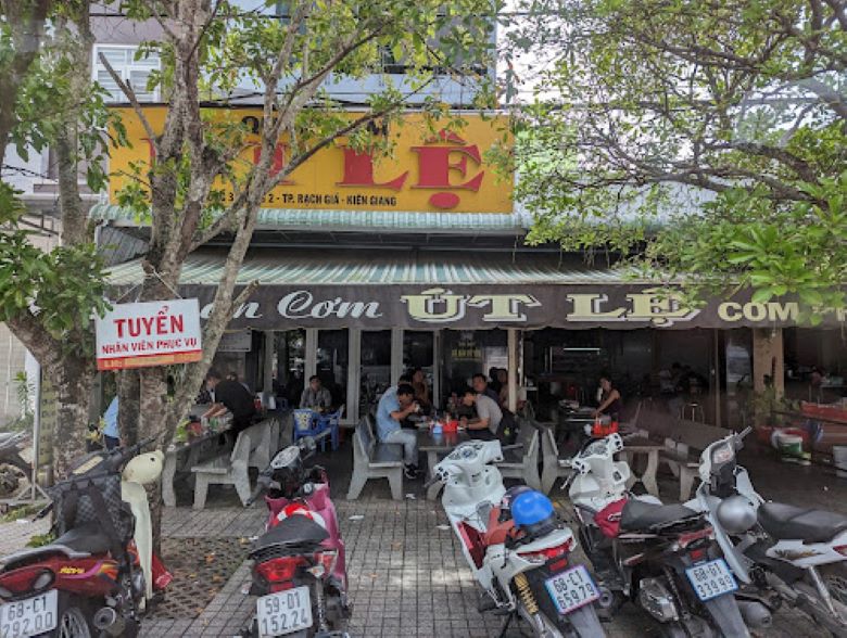 Quán cơm Út Lệ Rạch Giá