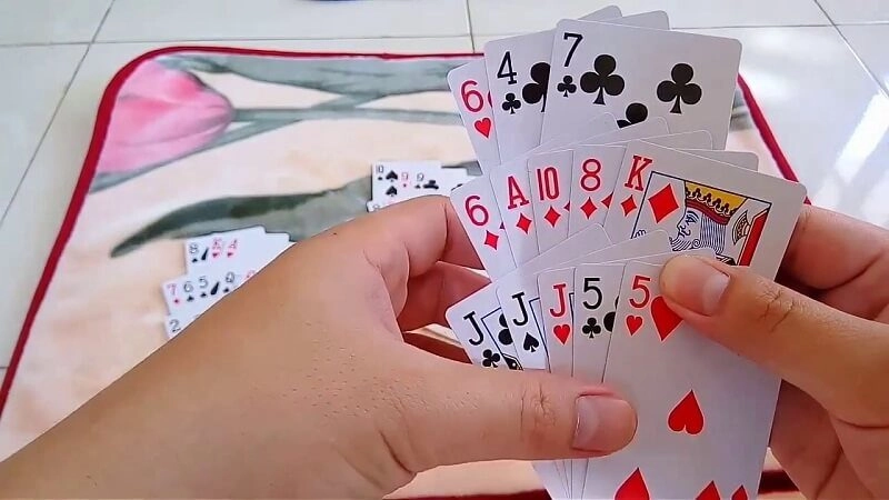Mẹo chơi poker chuyên nghiệp với bài rác